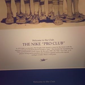 Nike Phil knight sweater